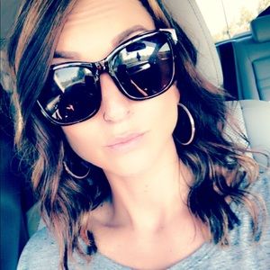 Meet your Posher, Erica